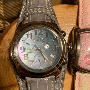 Women’s Invicta watches. Needs batteries!! Blue one is real Alligator skin.